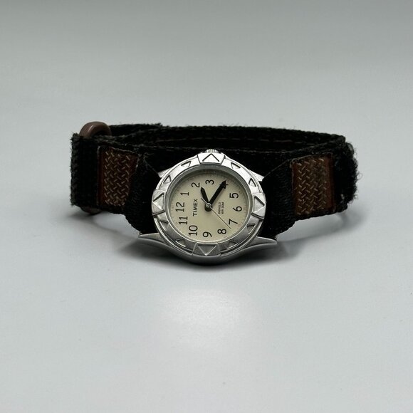 3/$30 Timex Watch Women Silver Beige Dial Nylon Strap Band Water Resistant Works - Picture 4 of 11